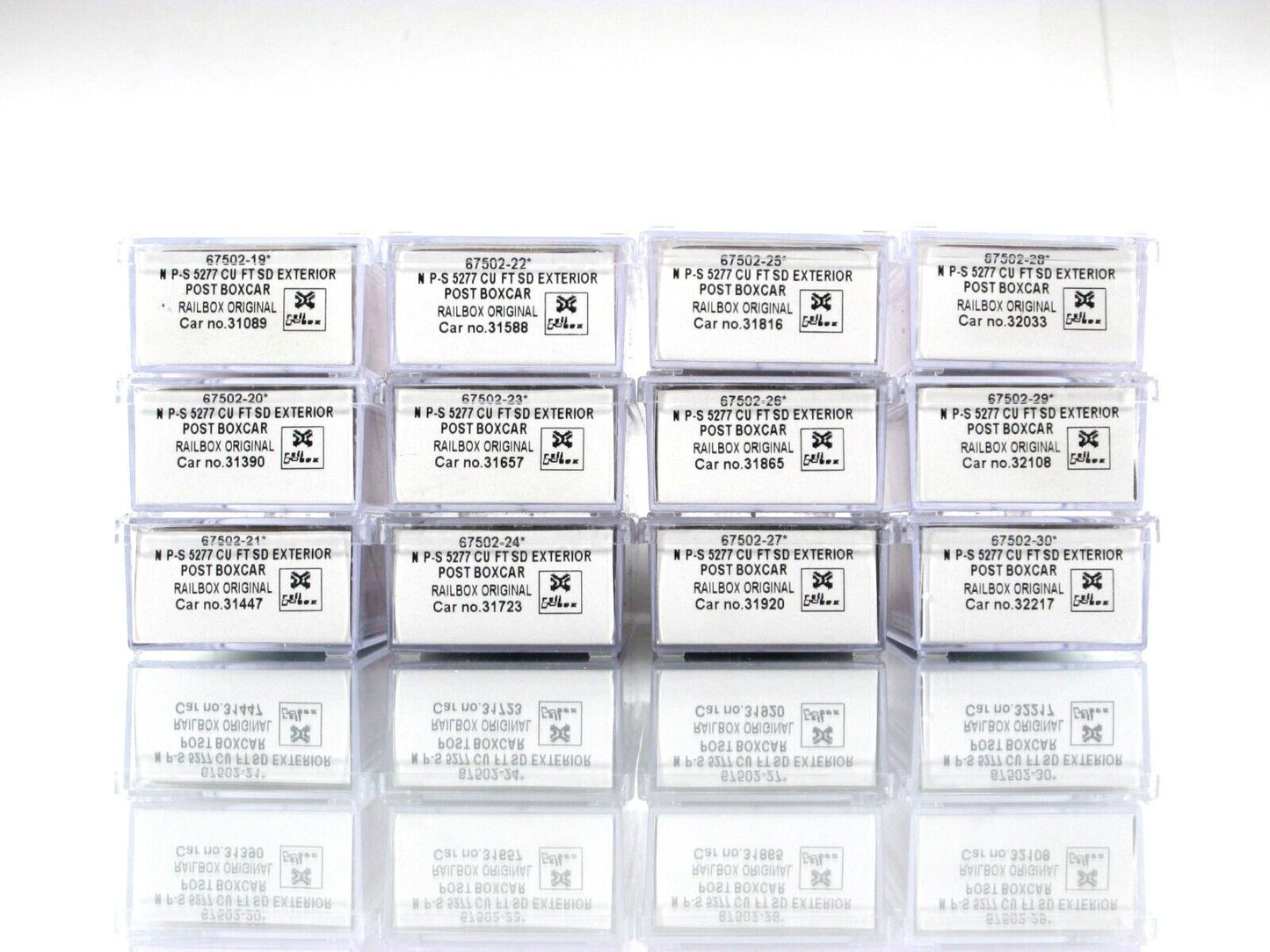 N Scale *RAILBOX* Single Door Box Car 12-Pack Set - Intermountain 67502 **RARE**