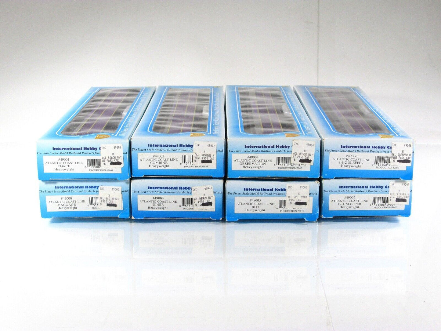 HO Scale ATLANTIC COAST LINE Heavyweight Passenger Car 8-Pack Set - IHC 49008
