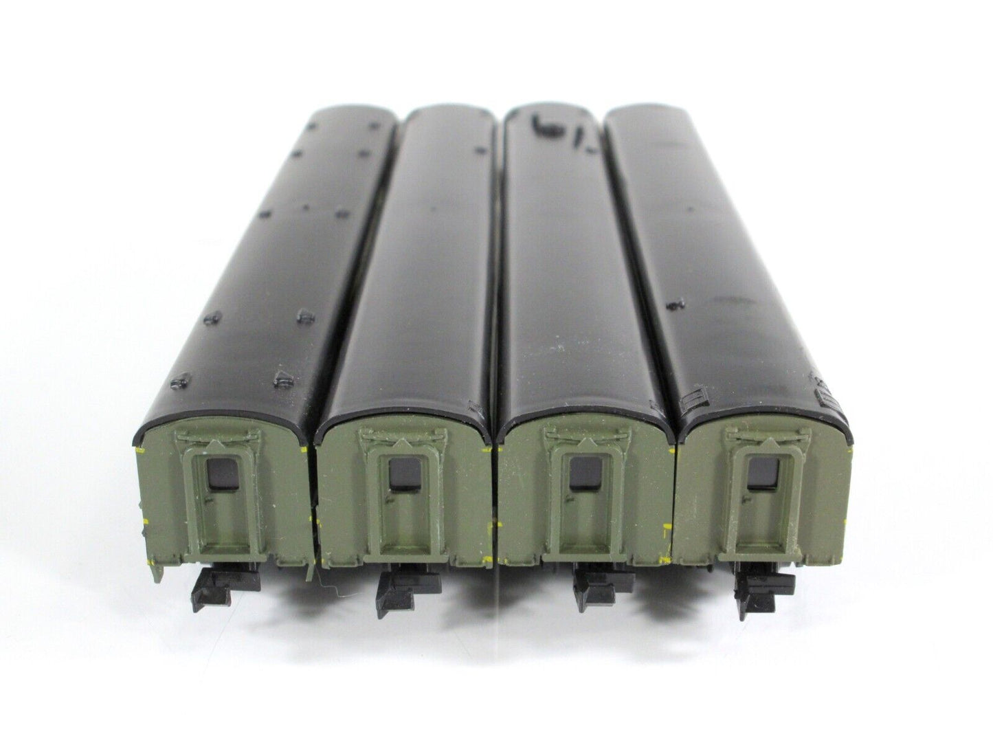 N Scale CANADIAN NATIONAL Lightweight Passenger Car 4-Pack Set ---- Con-Cor