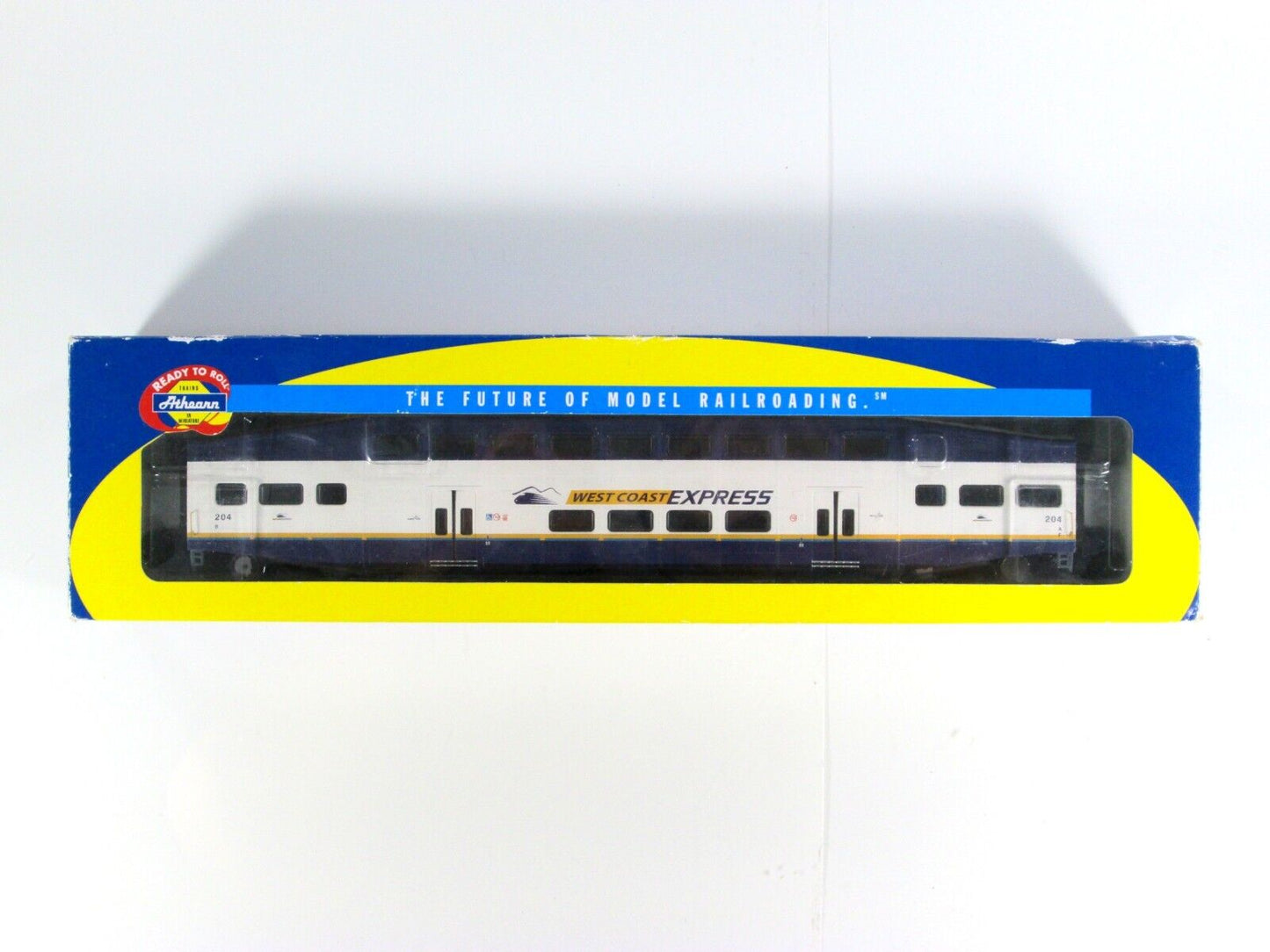 HO Scale **WEST COAST EXPRESS** BOMBARDIER Commuter Car, WCE #204 -Athearn 25719