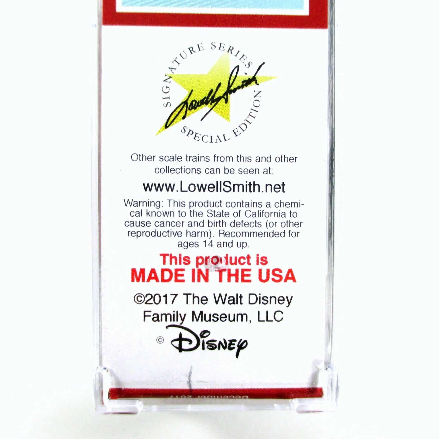 N SCALE *DISNEY CHRISTMAS 2017 DONALD DUCK* Box Car - Micro Trains, Lowell Smith
