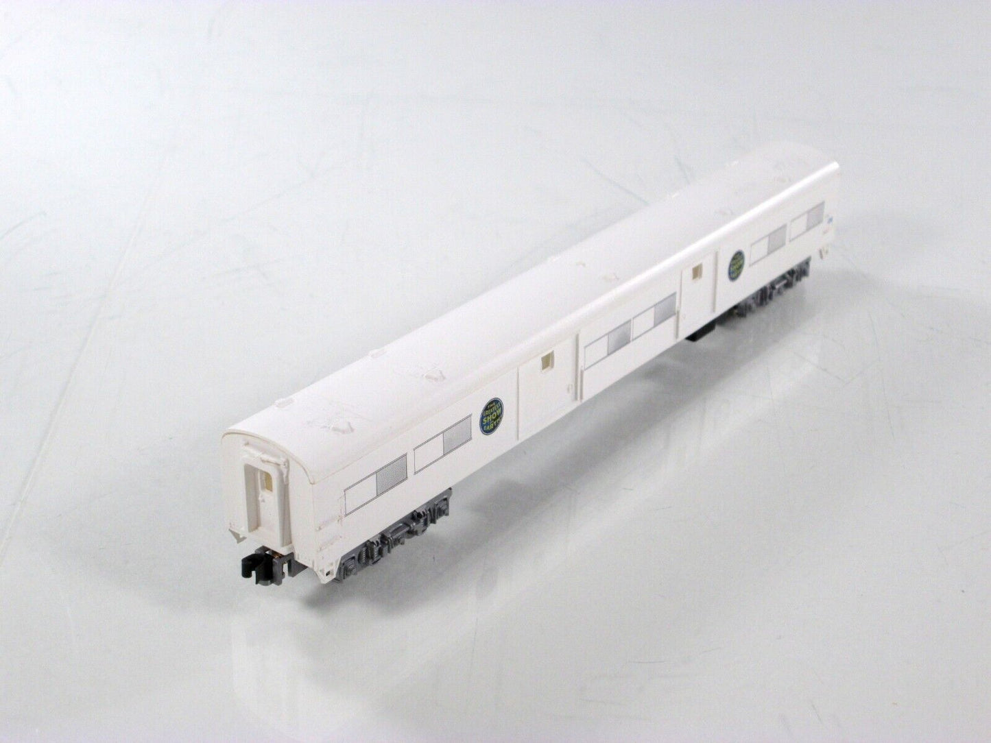 N Scale ***RINGLING Bros*** CIRCUS Animal Stock Car #136 - Micro Trains 99300053