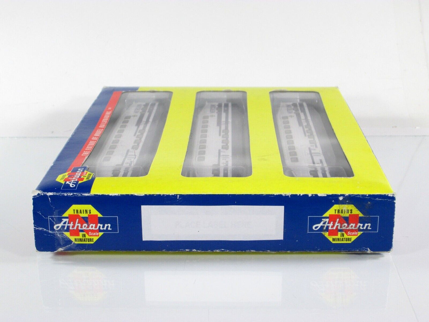 N Scale Bombardier METROLINK Bi-Level Passenger 3-Car Set -------- Athearn 10167