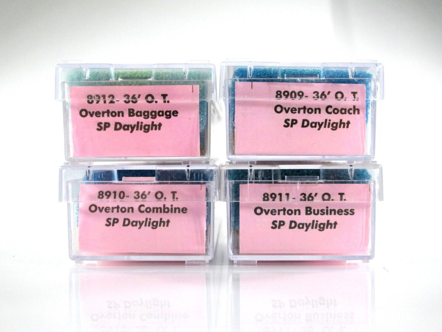 N Scale SOUTHERN PACIFIC DAYLIGHT Overton Passenger Car 4-Pack Set -- Roundhouse