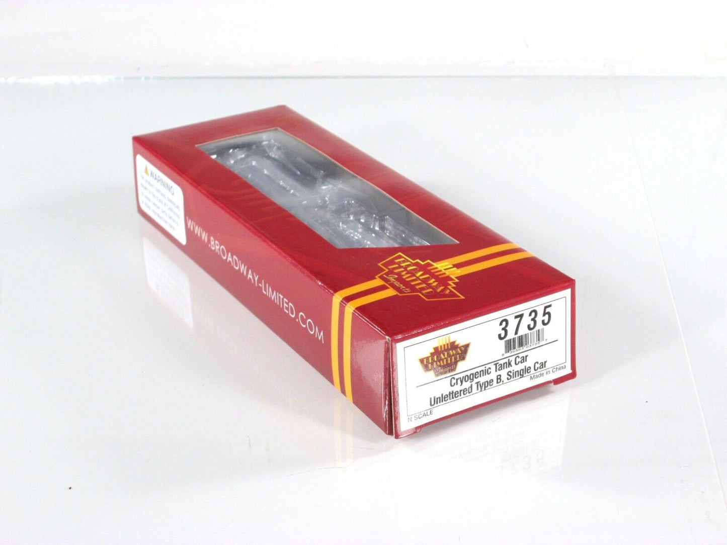 N Scale ***CRYOGENIC*** Tank Car, Unlettered, Type B ----- Broadway Limited 3735