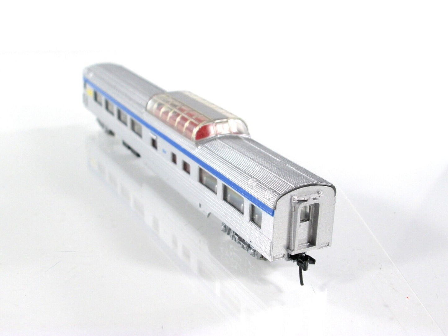 N Scale VIA Rail Dome Passenger Car #504, Micro Trains Couplers - Con-Cor 040245