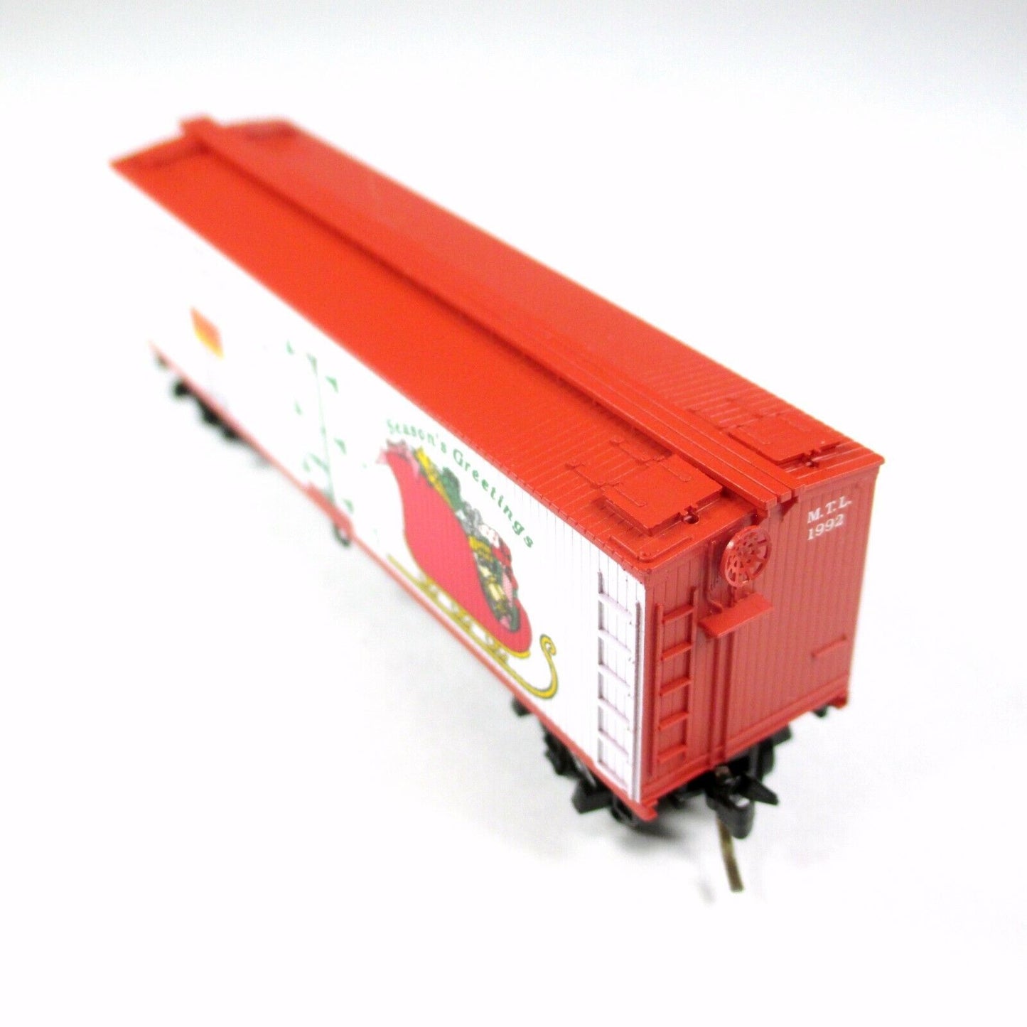 N Scale ***SEASON'S GREETINGS*** CHRISTMAS Reefer MTL 1992 -- Micro Trains 47150