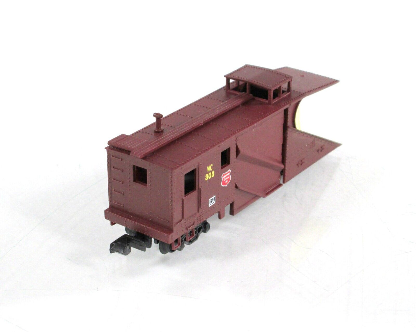 N Scale ***WISCONSIN CENTRAL*** MoW Russell Snow Plow WC 303 - Walthers 932-8509
