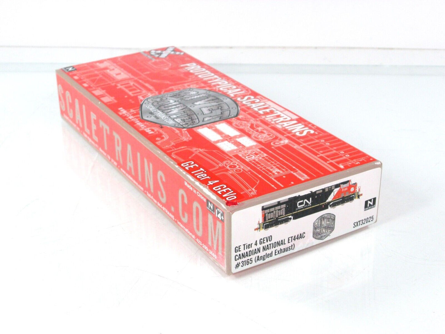 N Scale **CANADIAN NATIONAL*** GEVO ET44AC #3165 - ScaleTrains SXT32025, DCC Rdy