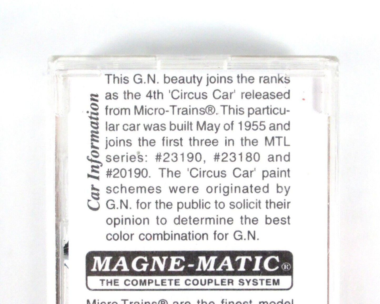 N Scale ***GREAT NORTHERN*** CIRCUS 40' Box Car, GN 3249 ---- Micro Trains 23200