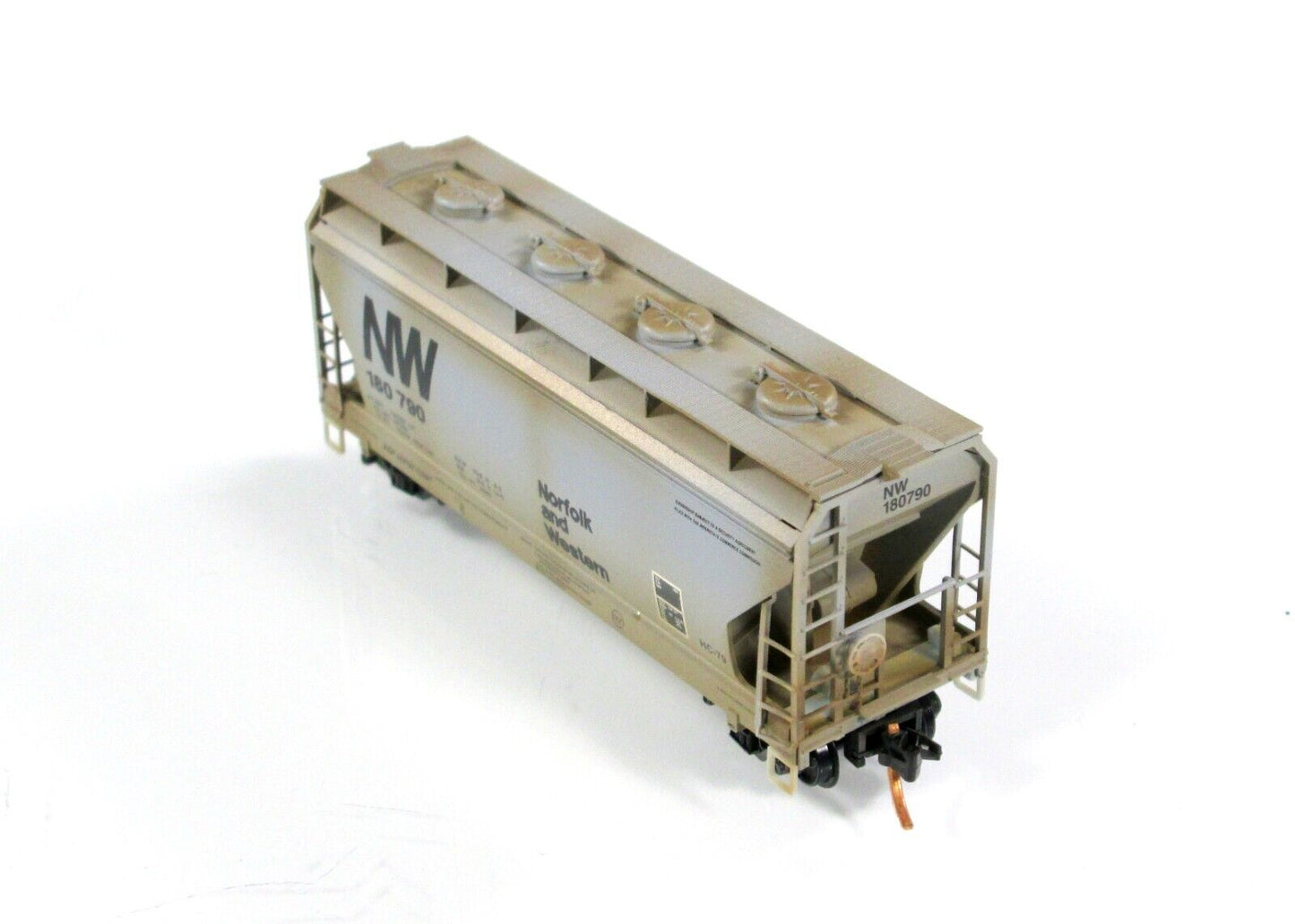 N Scale ***NORFOLK WESTERN*** Graffiti Hopper NW, #180790, Micro Trains 09244050