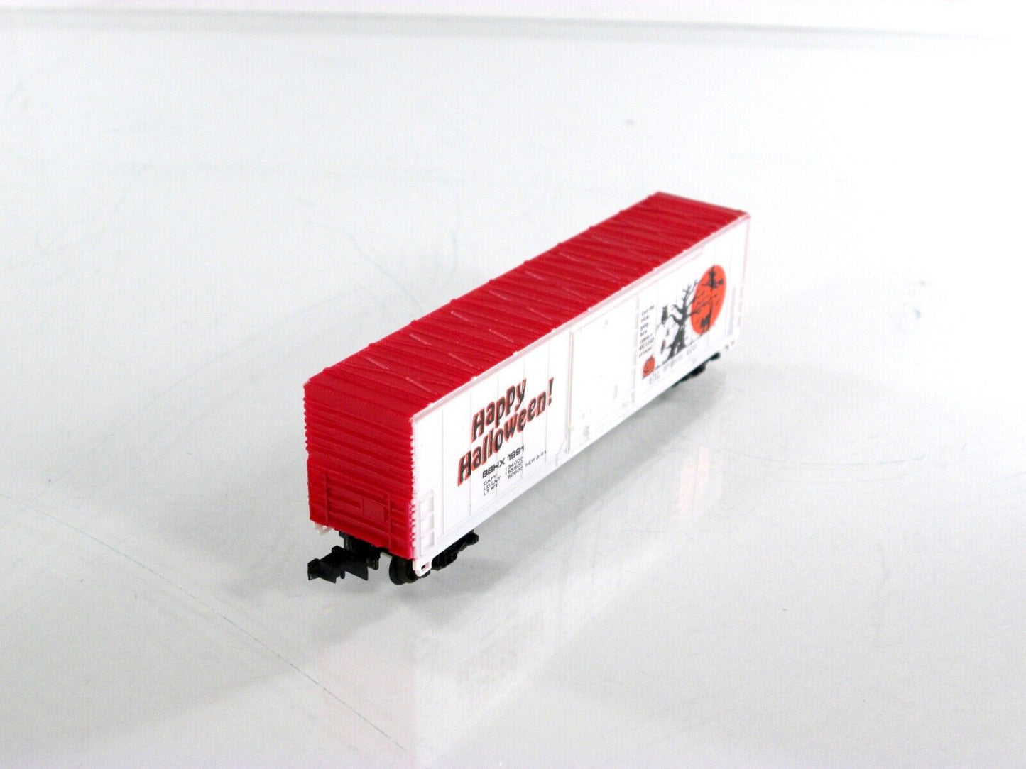 N Scale ***HAPPY HALLOWEEN*** 50' Box Car, BBHX 1991 ---- Bev-Bel 2193 ***RARE*