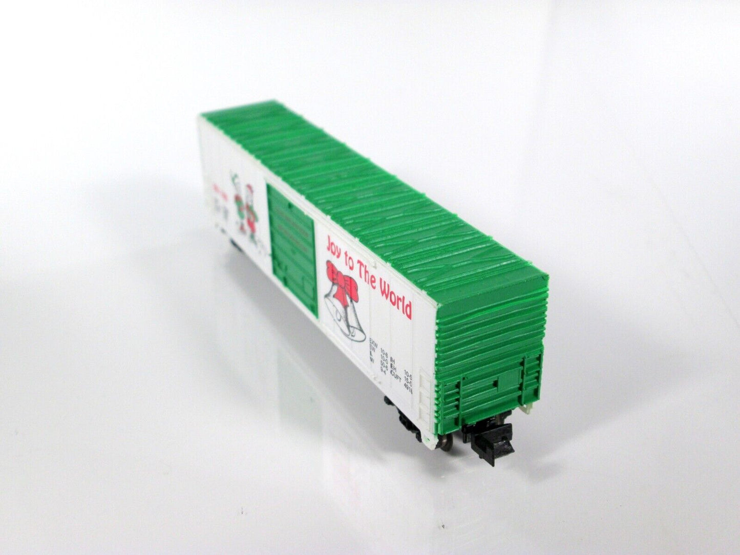 N Scale ****JOY to the WORLD**** CHRISTMAS 50' Box Car -- 1995 --- Bev-Bel 10057