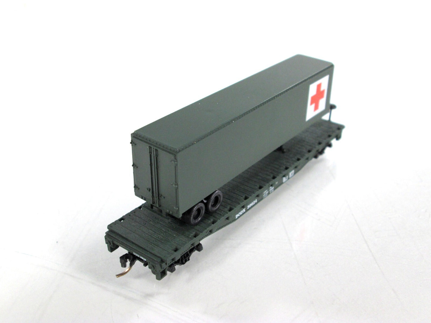 N Scale 50' Army Flat Car w/ Red Cross Trailer - Atlas / LM-631, MTL Couplers