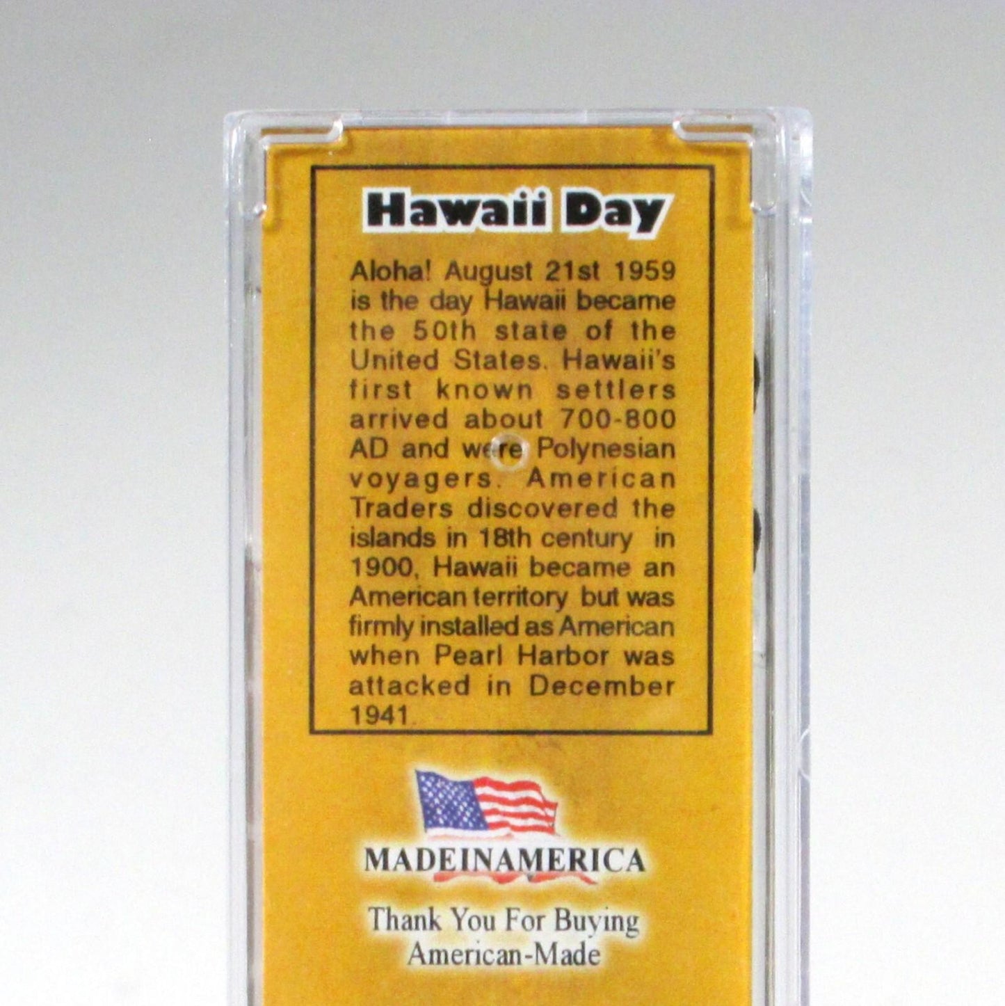N Scale ***RAILBOX - HAWAII DAY*** 50' GRAFFITI Box Car - Micro Trains 02544565