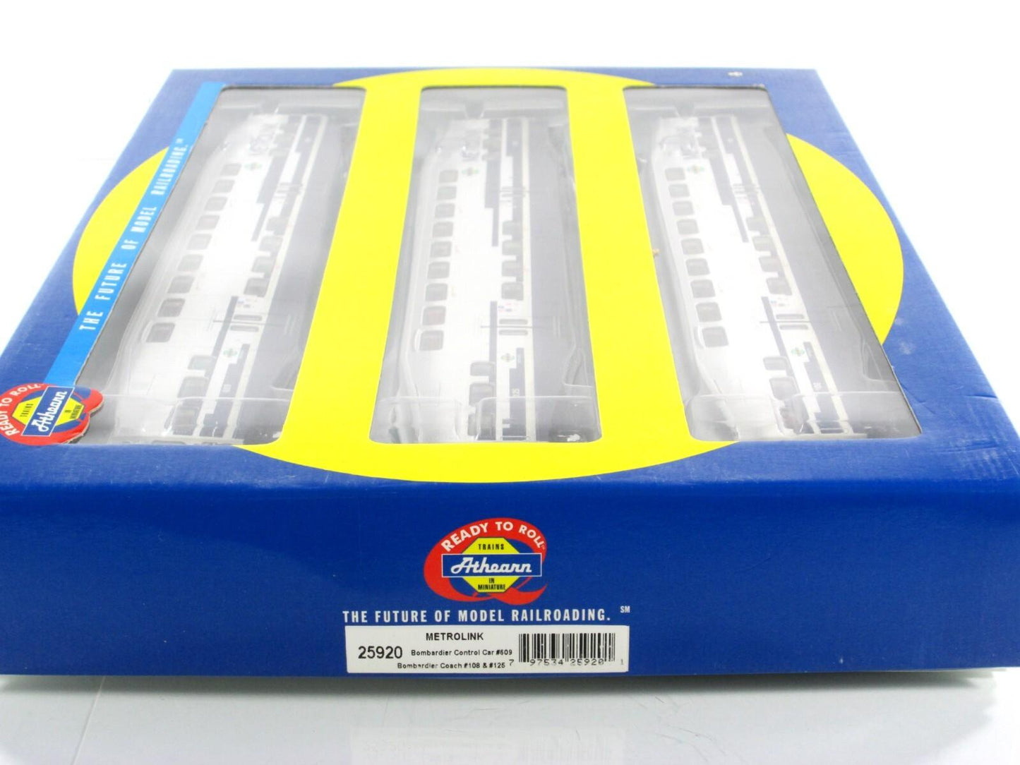 HO Scale ***METROLINK*** Bombardier Passenger 3-Set #609,108,125 - Athearn 25920