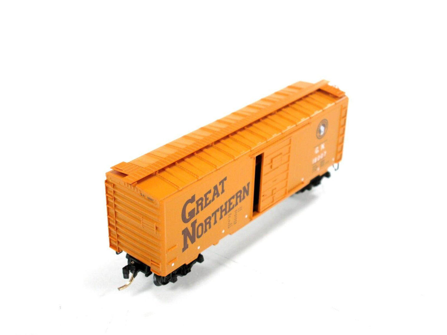 N Scale ***GREAT NORTHERN*** CIRCUS 40' Box Car, GN 18007 --- Micro Trains 20190