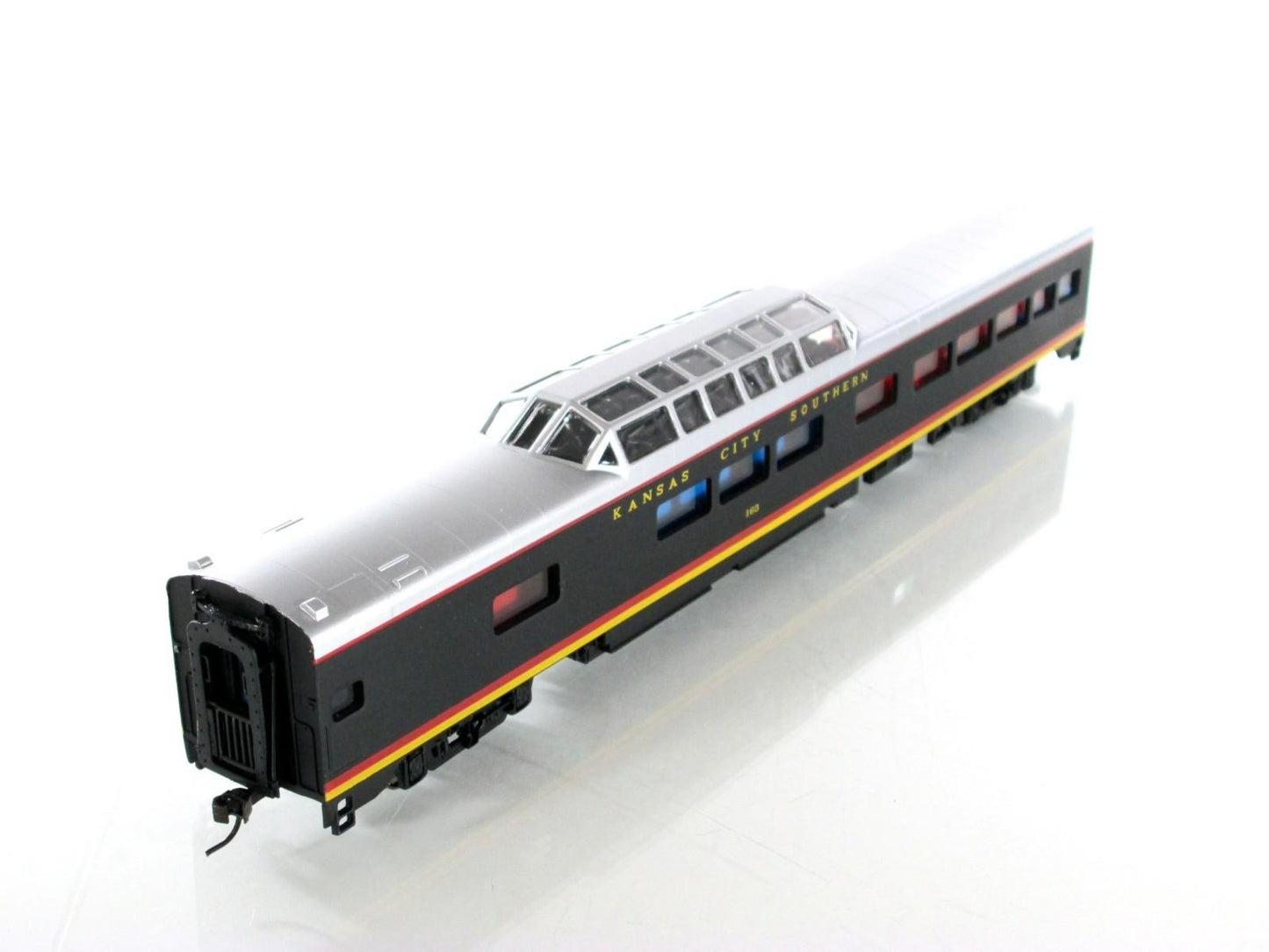HO Scale *KANSAS CITY SOUTHERN* Passenger Set -IHC 48128, Knuckle Cpl, Interiors