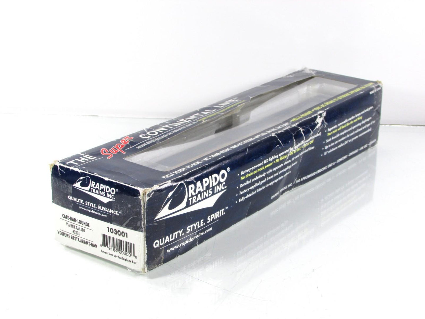 HO Scale ***VIA RAIL CANADA*** Cafe-Bar-Lounge #2501 ---- Rapido 103001, Lighted