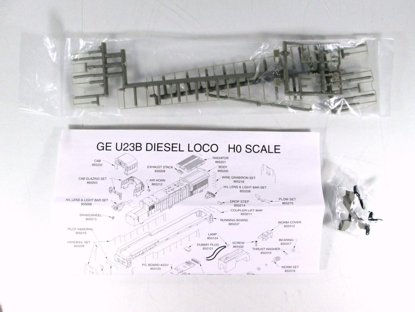 HO Scale ***DELAWARE & HUDSON*** GE U23B Locomotive #2316 -- Atlas 8659, DCC Rdy