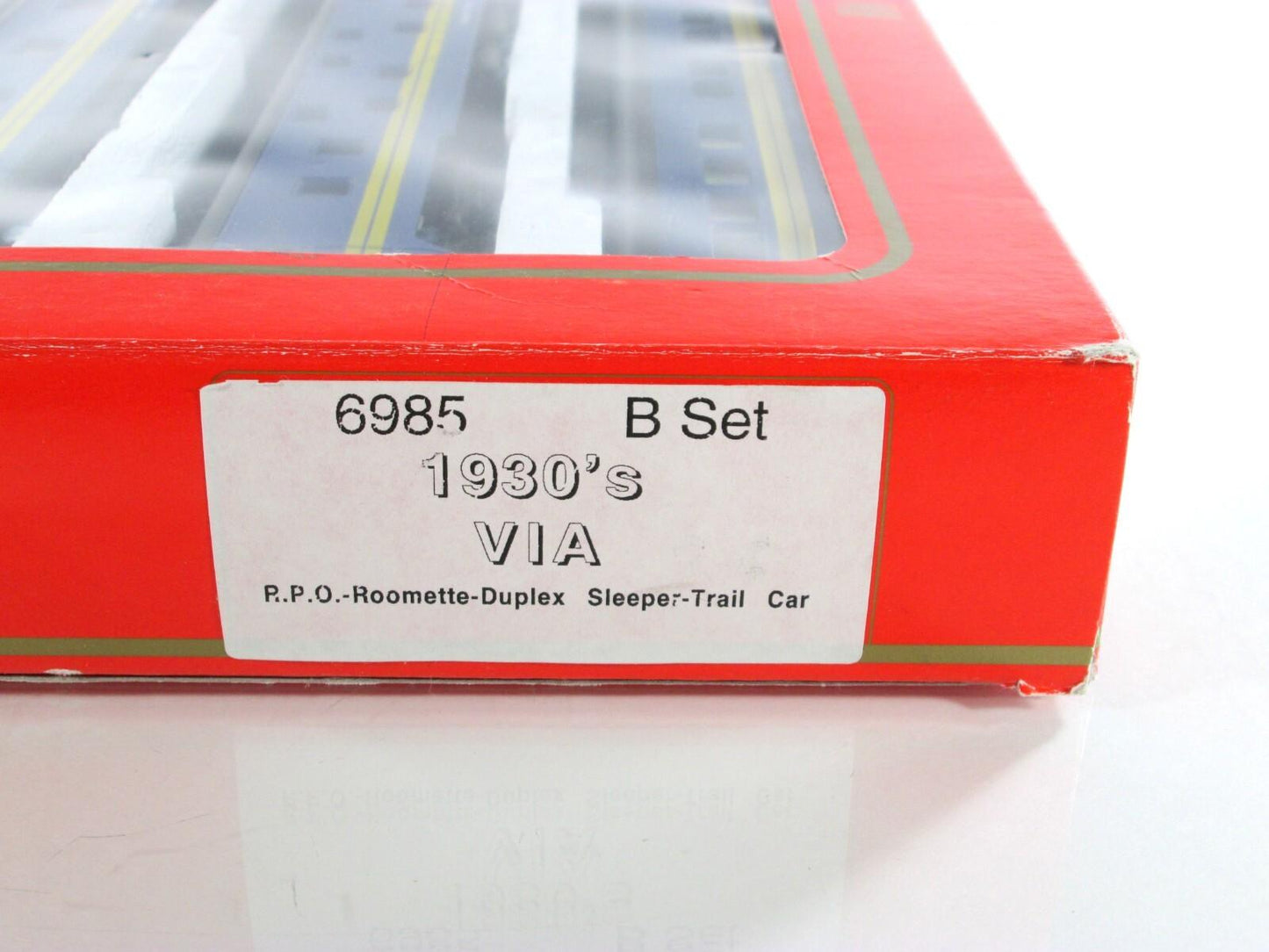 HO Scale ***VIA RAIL*** 1930s Lightweight Passenger 4-Car Set B - Rivarossi 6985