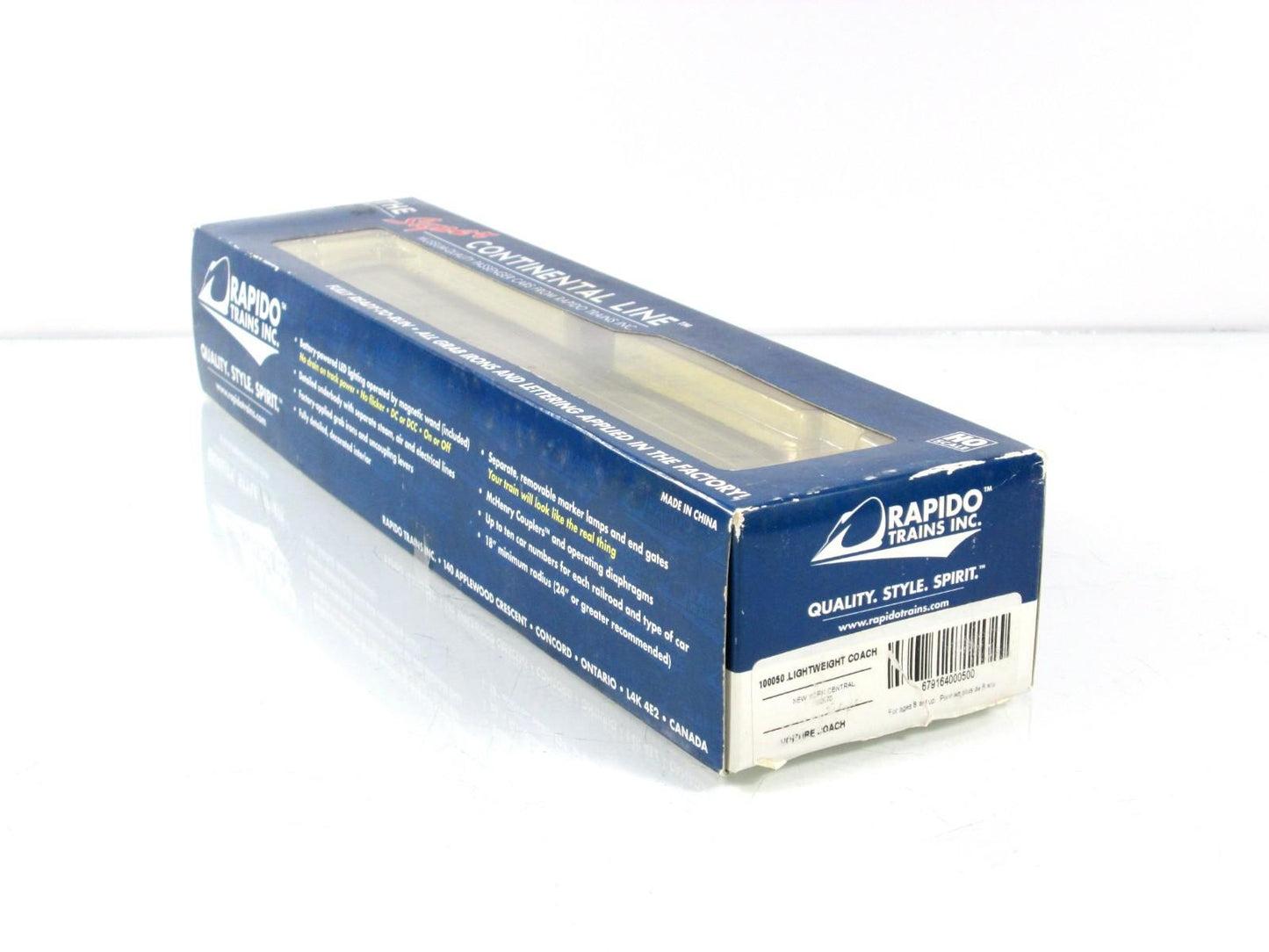 HO Scale ***NEW YORK CENTRAL*** Lightweight Coach #2670 - Rapido 100050, Lighted
