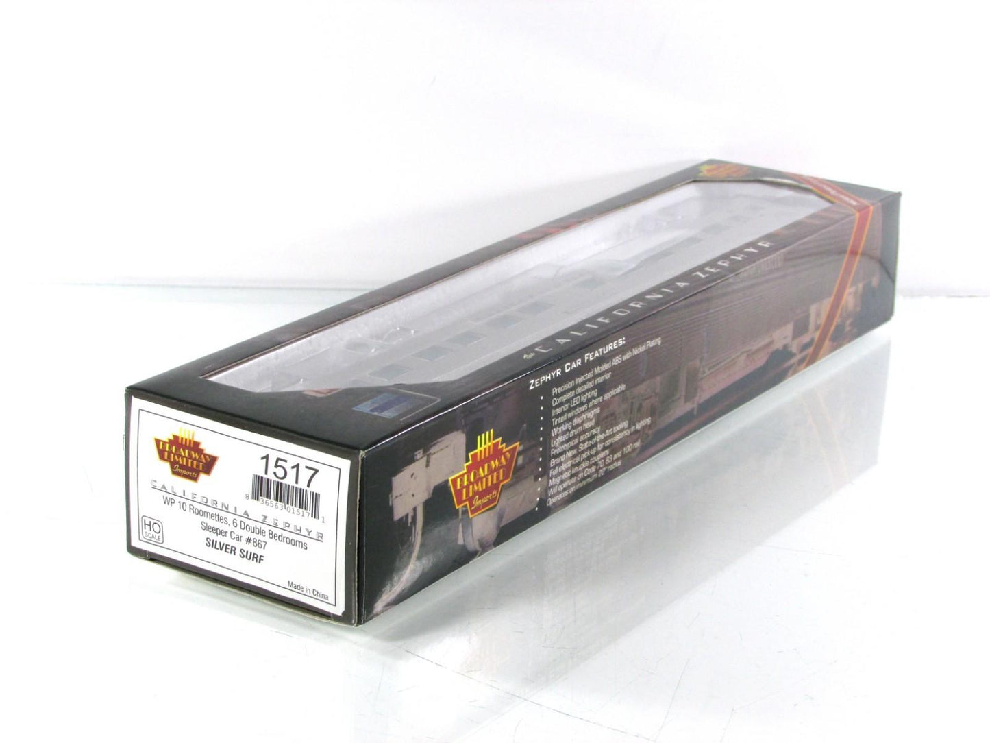 HO Scale ***WP CA ZEPHYR*** SILVER SURF Sleeper #867 ---- Broadway 1517, Lighted