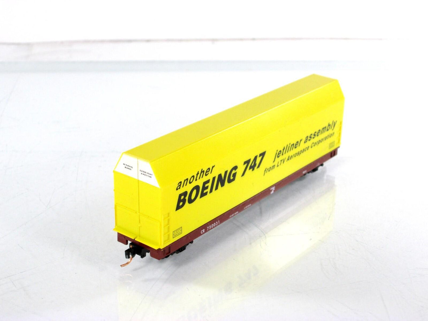 N Scale **BOEING 747 SKYBOX*** Jetliner on Flat Car, CR 750031 - LBF, MTL Cplrs