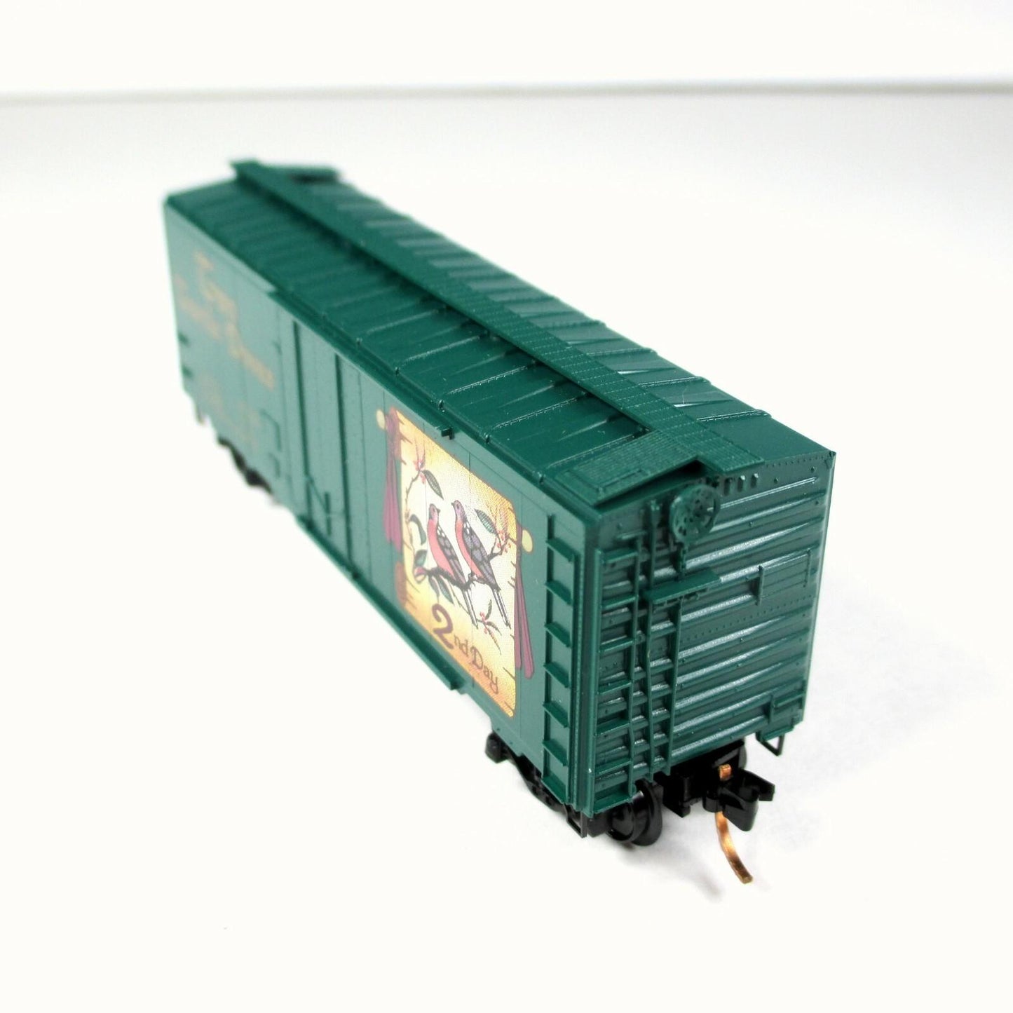 N Scale ***TWO TURTLE DOVES*** 12 Days of Christmas Box Car --Micro Trains 21502