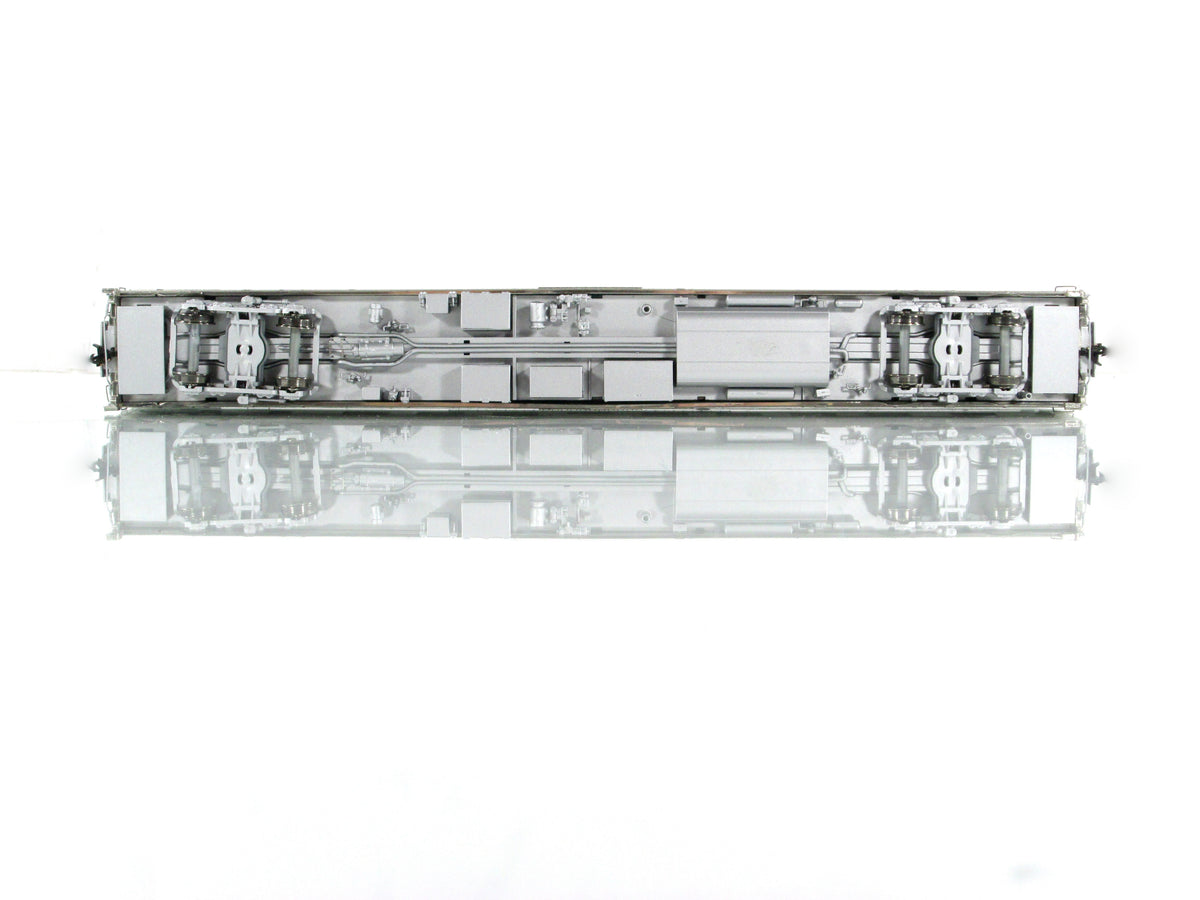 HO Scale ***WP CA ZEPHYR*** SILVER PALM Sleeper 871 ---- Broadway 532, Lighted