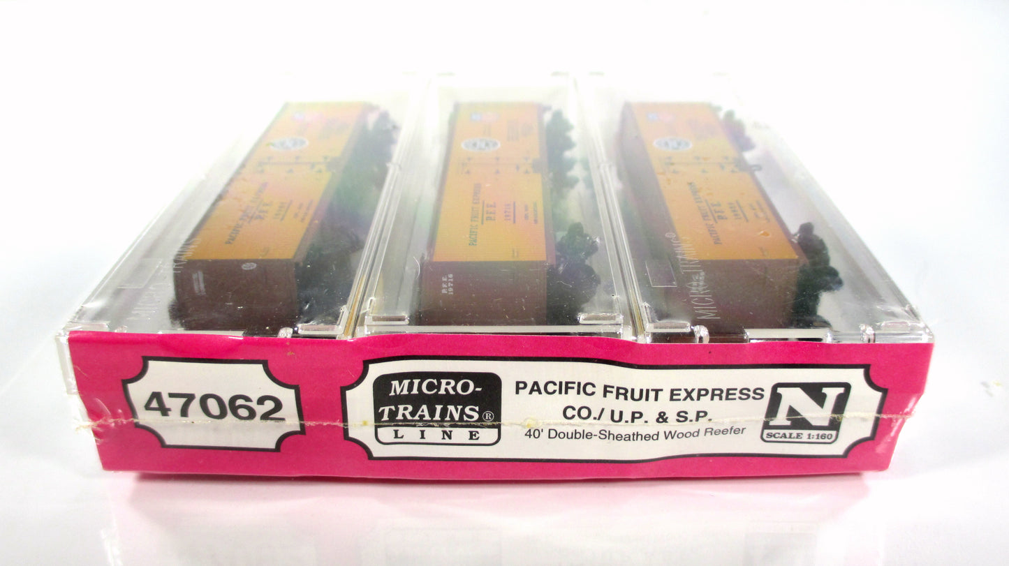 N Scale ***PACIFIC FRUIT EXPRESS** UP, SP Reefer 3-Car Set - Micro Trains 47062