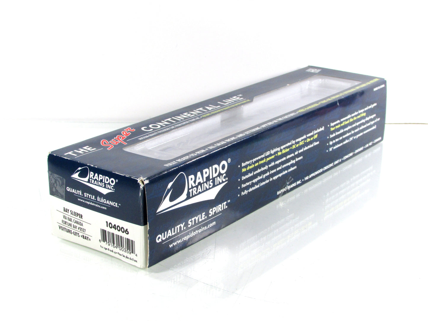 HO Scale *VIA RAIL CANADA* *FORTUNE BAY* Sleeper #2027 - Rapido 104006, Lighted