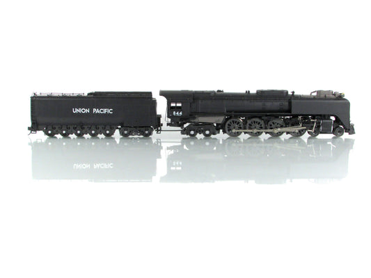 HO Scale **UNION PACIFIC* 4-8-4 FEF-3 Northern Locomotive #844 - Rivarossi 5429