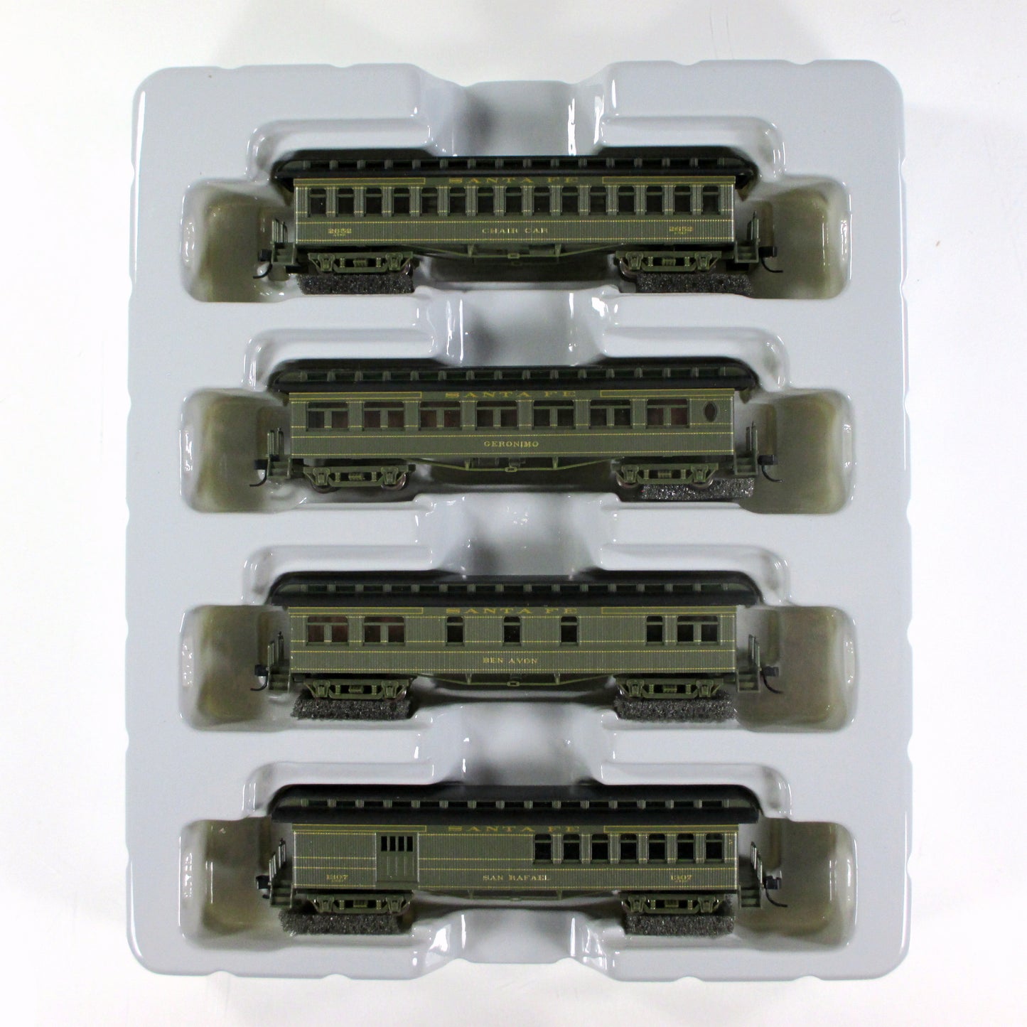 N Scale **SANTA FE** Overland Old-Time Passenger Car 4-Pack Set - Athearn 11851