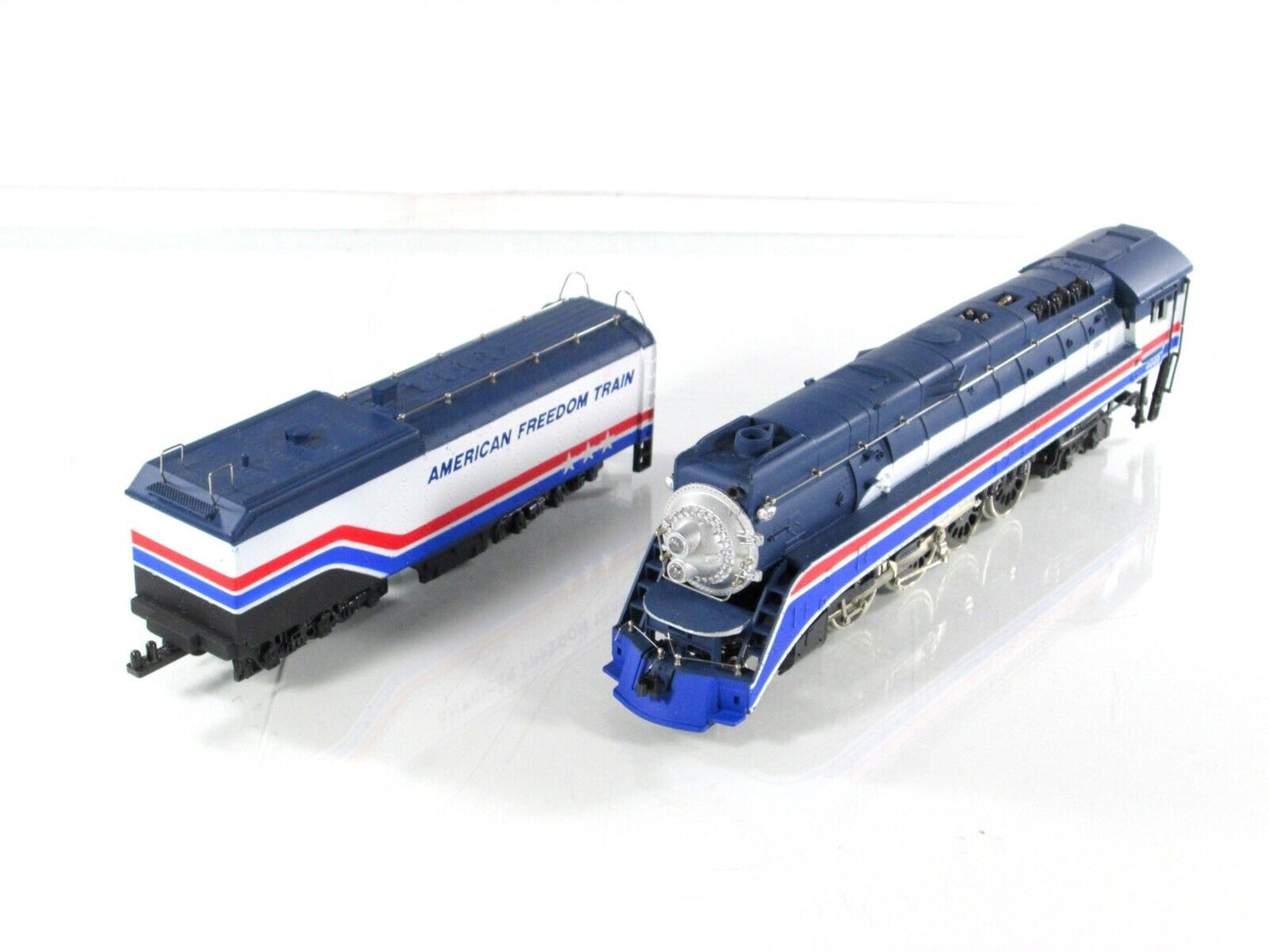 HO Scale **AMERICAN FREEDOM TRAIN** GS-4 Northern Locomotive, AFT #4449 - LIONEL