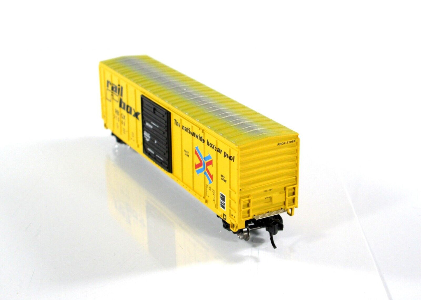 N Scale *RAILBOX* Single Door Box Car 12-Pack Set - Intermountain 67502 **RARE**