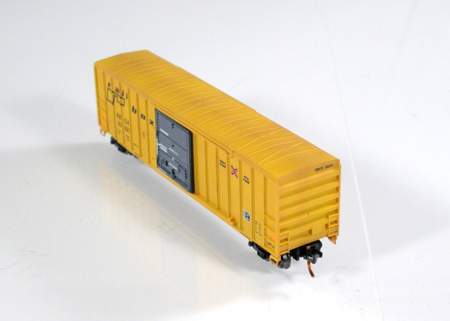 N Scale **RAILBOX GRAFFITI** Box Car #32223- Micro Trains NSE MTL 16-30 *RARE*