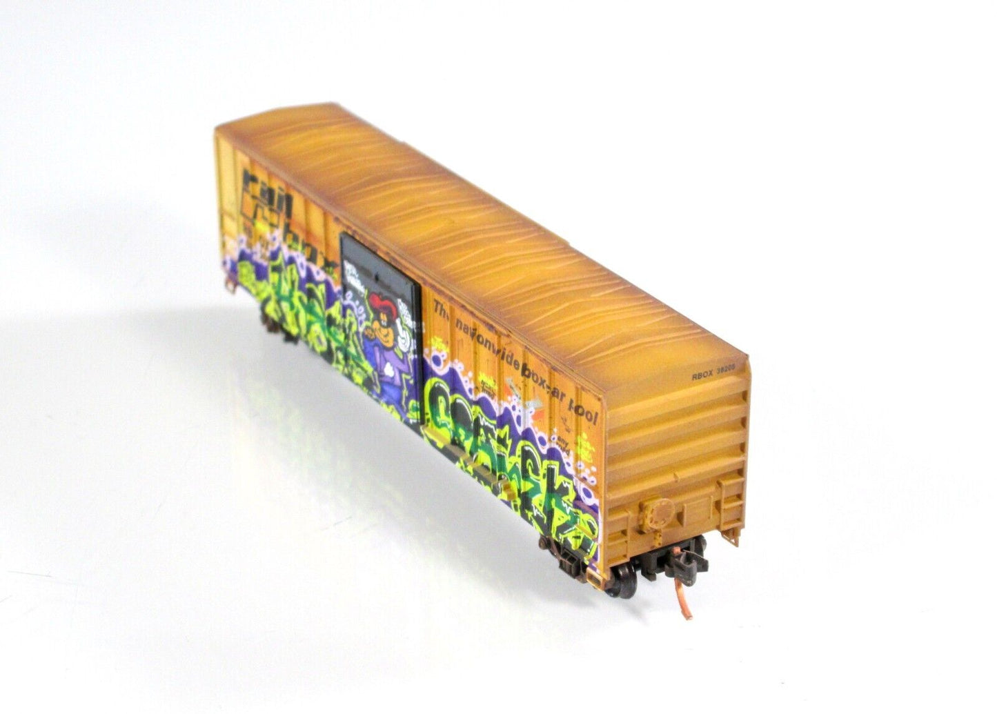 N Scale **RAILBOX GRAFFITI** Box Car #38205 - Micro Trains NSE MTL 16-35 *RARE*