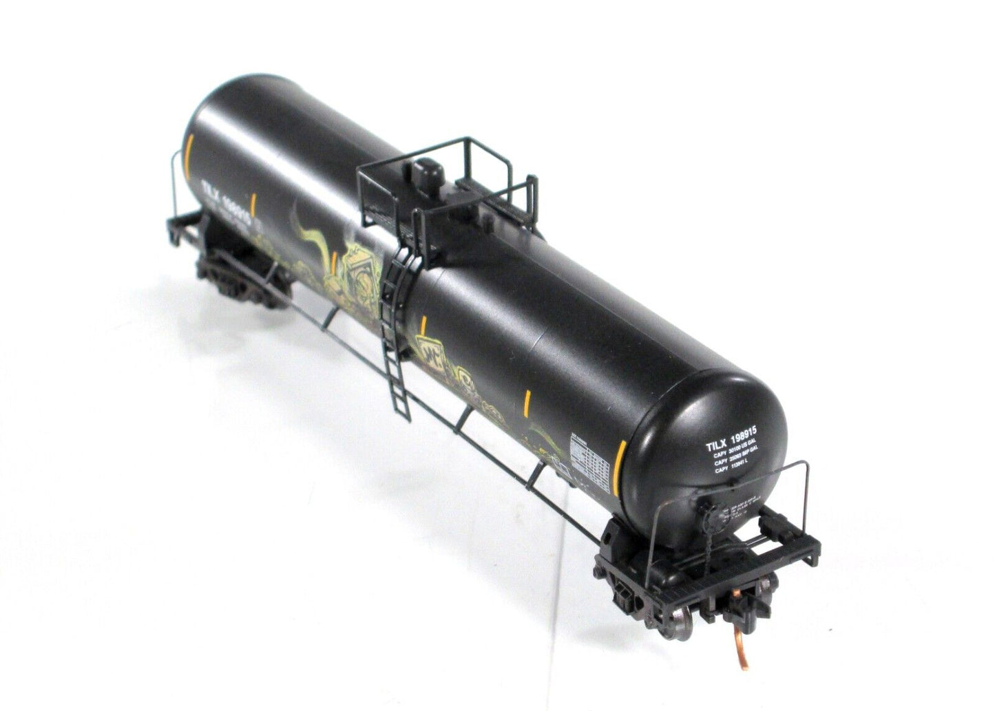 N Scale **TRINITY LEASING** Weathered & Graffiti Tank Car -Micro Trains 11044420
