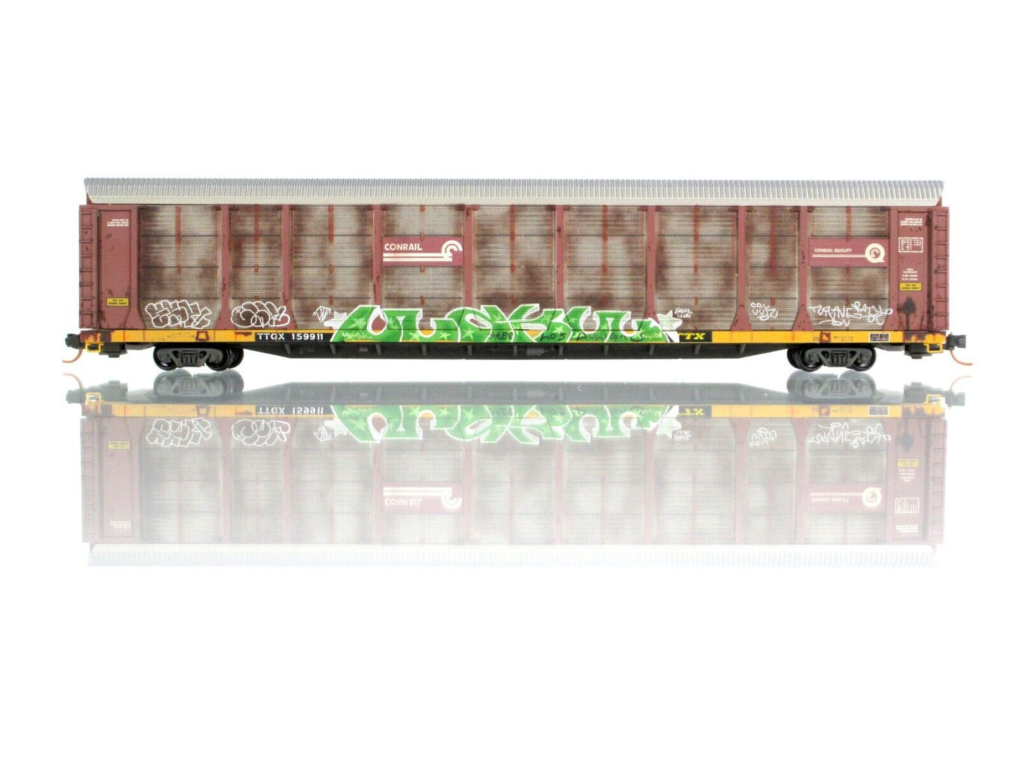 N Scale *CONRAIL* CHRISTMAS Weathered & Graffiti Auto Rack Micro Trains 11144250