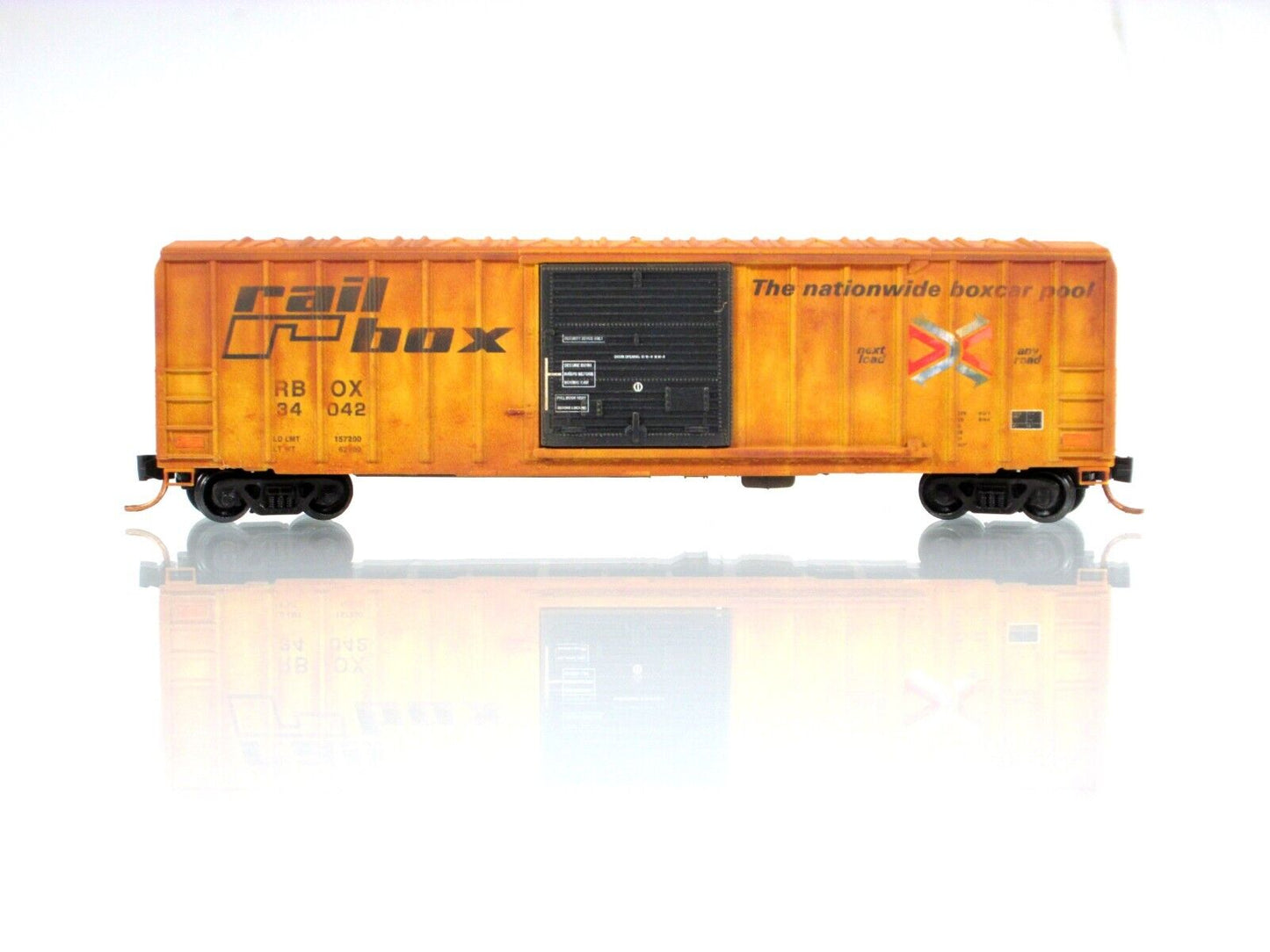 N Scale **RAILBOX GRAFFITI** Box Car #34042 - Micro Trains NSE MTL 17-67 *RARE*
