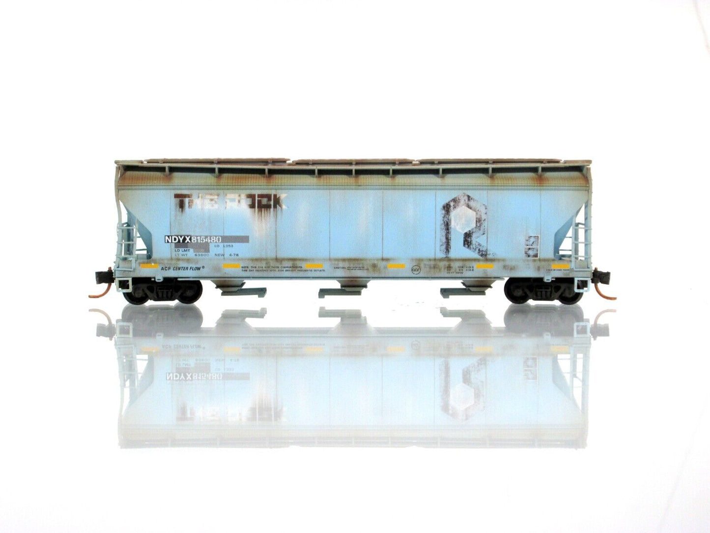 N Scale ***NDYX - MONSTER 3***  Weathered Hopper #815480 - Micro Trains 09444170