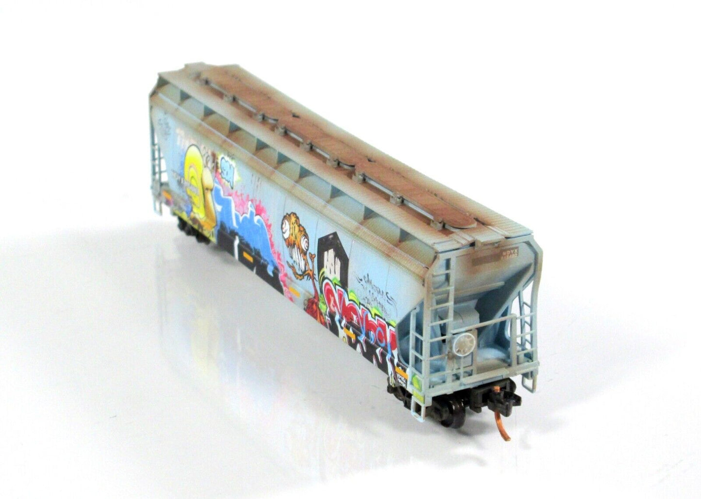 N Scale ***NDYX - MONSTER 3***  Weathered Hopper #815480 - Micro Trains 09444170