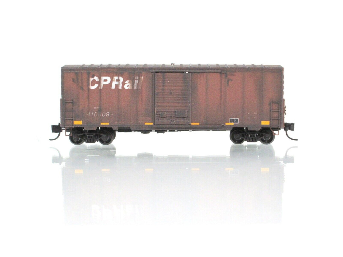 N Scale **CP RAIL** Weathered & Graffiti Box Car #410009 - Micro Trains 02444460