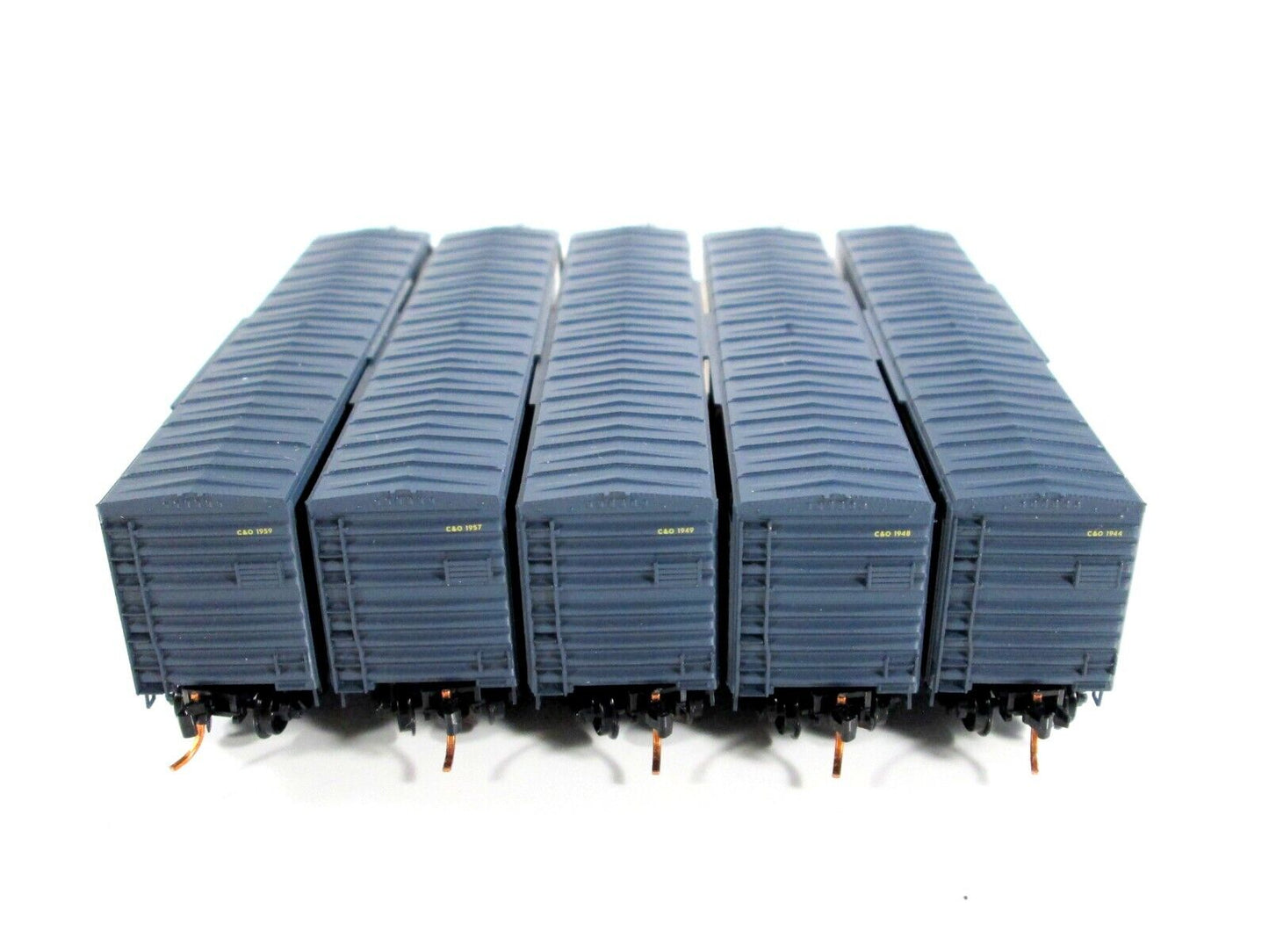 N Scale CHESSIE Vintage Advertising 50' Box Car 5-Pack Set Micro Trains 99321150
