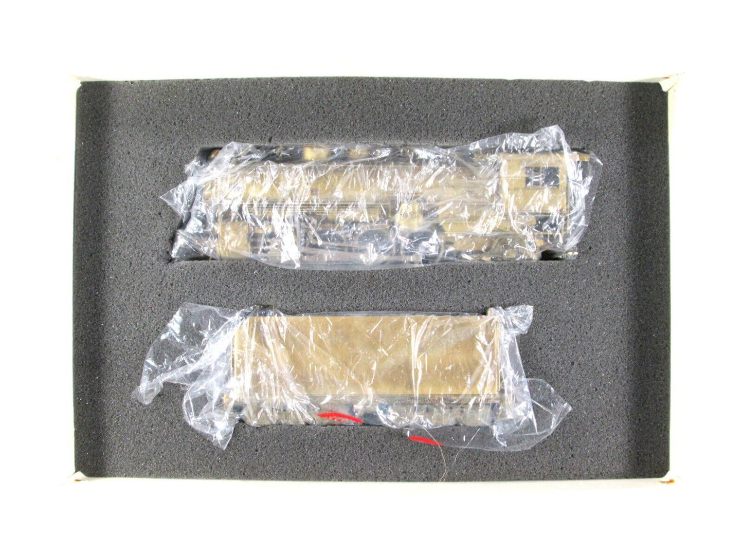 HO Scale BRASS Western Pacific 2-8-2 Steam Locomotive & Tender --- United Models