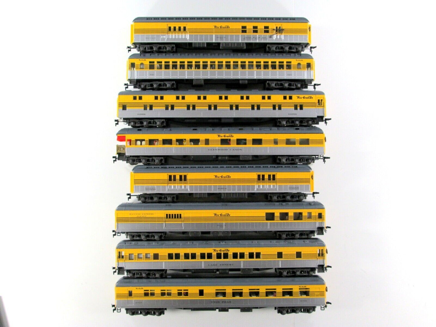 HO Scale DENVER RIO GRANDE 1920s Set, Interiors Passengers Rivarossi 6920, 6921