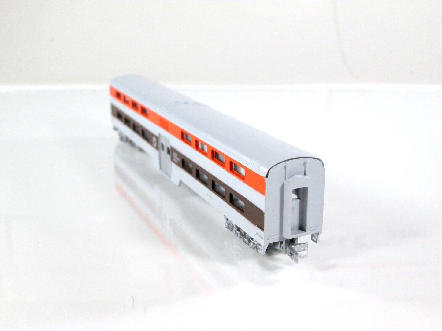 N Scale CHICAGO RTA Budd Bi-Level Smoothside Coach #7707, Con-Cor 004403 **RARE*