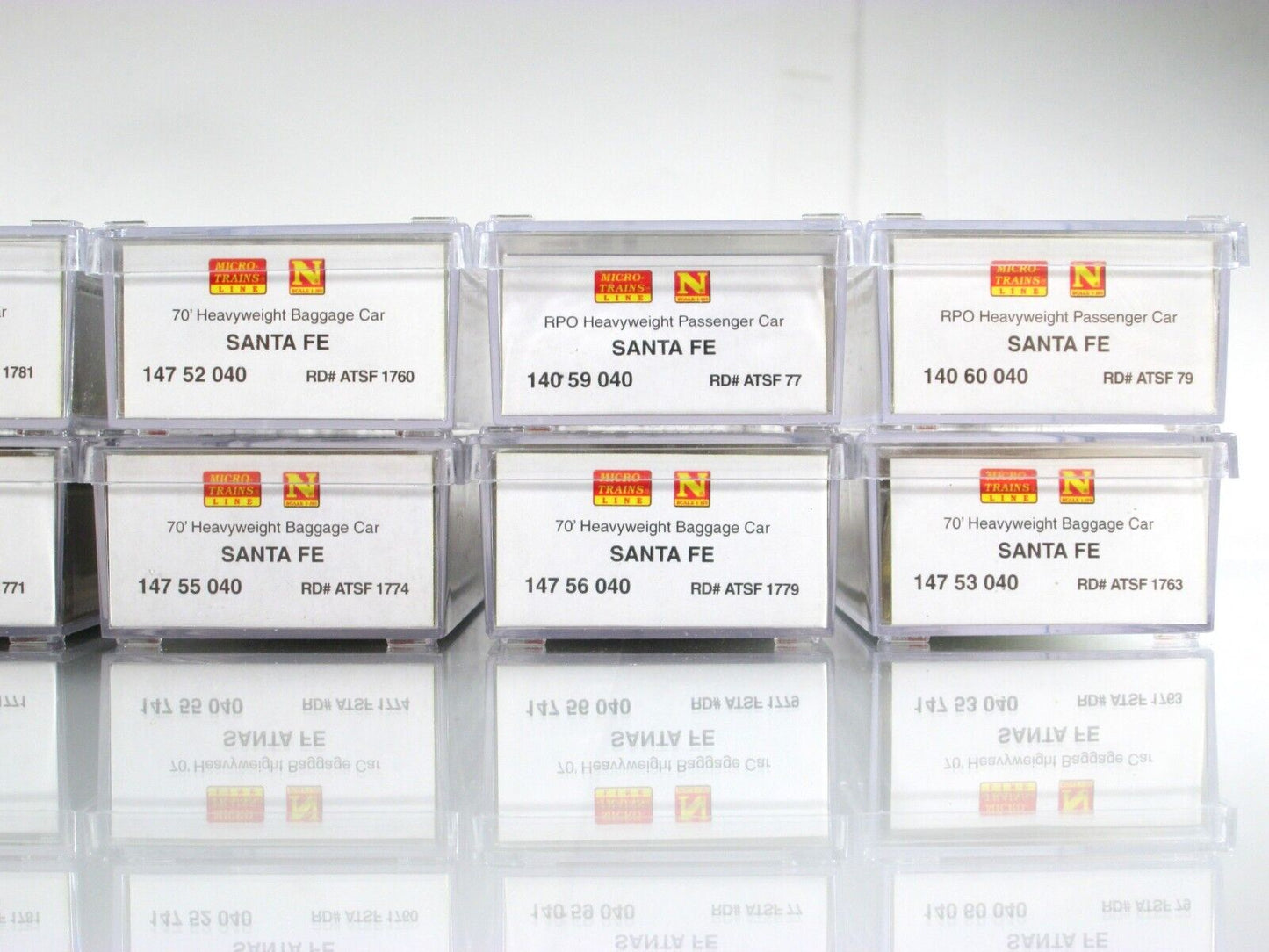 N Scale SANTA FE Fast Mail Express Passenger Train 12-Car Set ----- Micro Trains