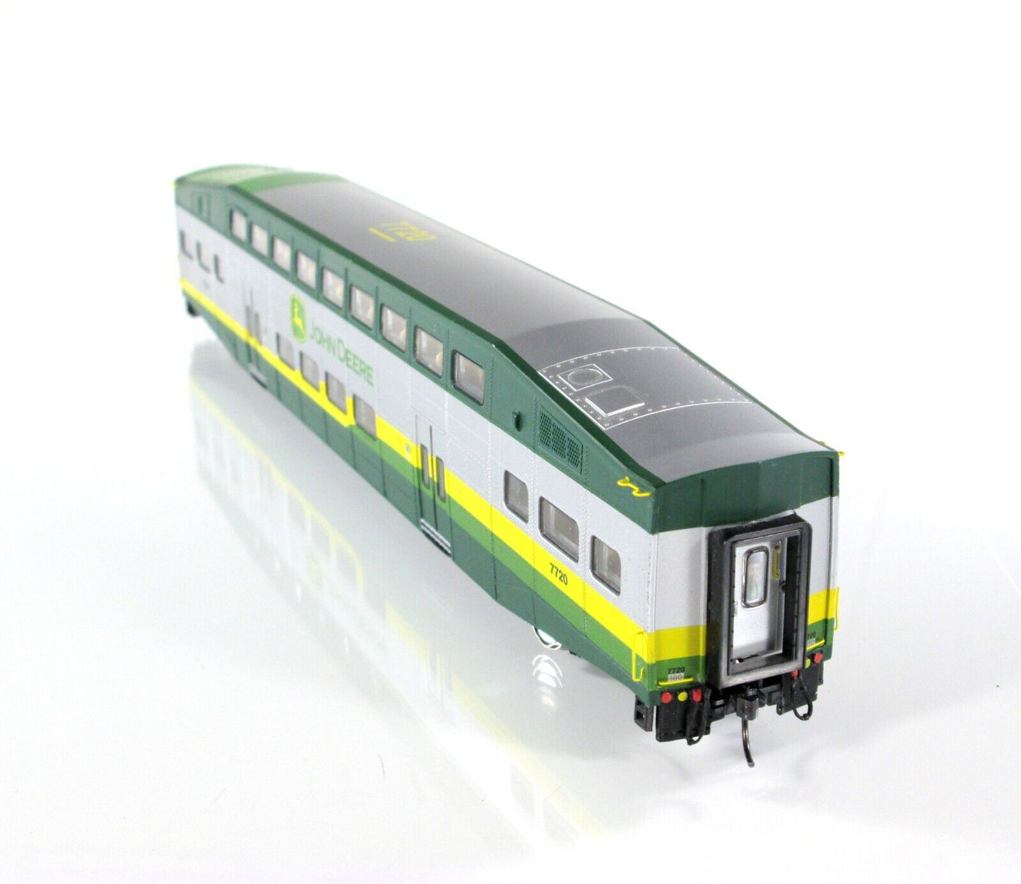 HO Scale JOHN DEERE BOMBARDIER Commuter Passenger Car, JD 7720 - Athearn **RARE*